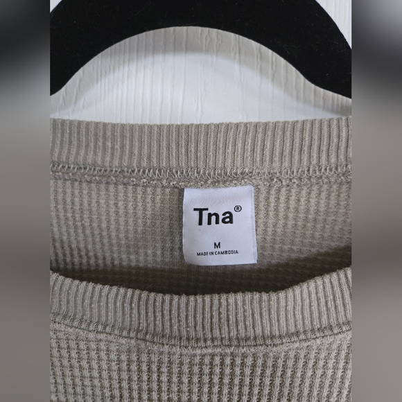 Aritzia - Tna | Thermal Waffle Knit Sweater, Size M - Picture 4 of 9